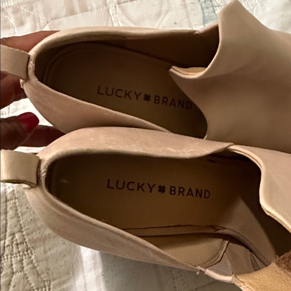 Lucky Brand Women's Beige Open-Toe Mules - Picture 2 of 5